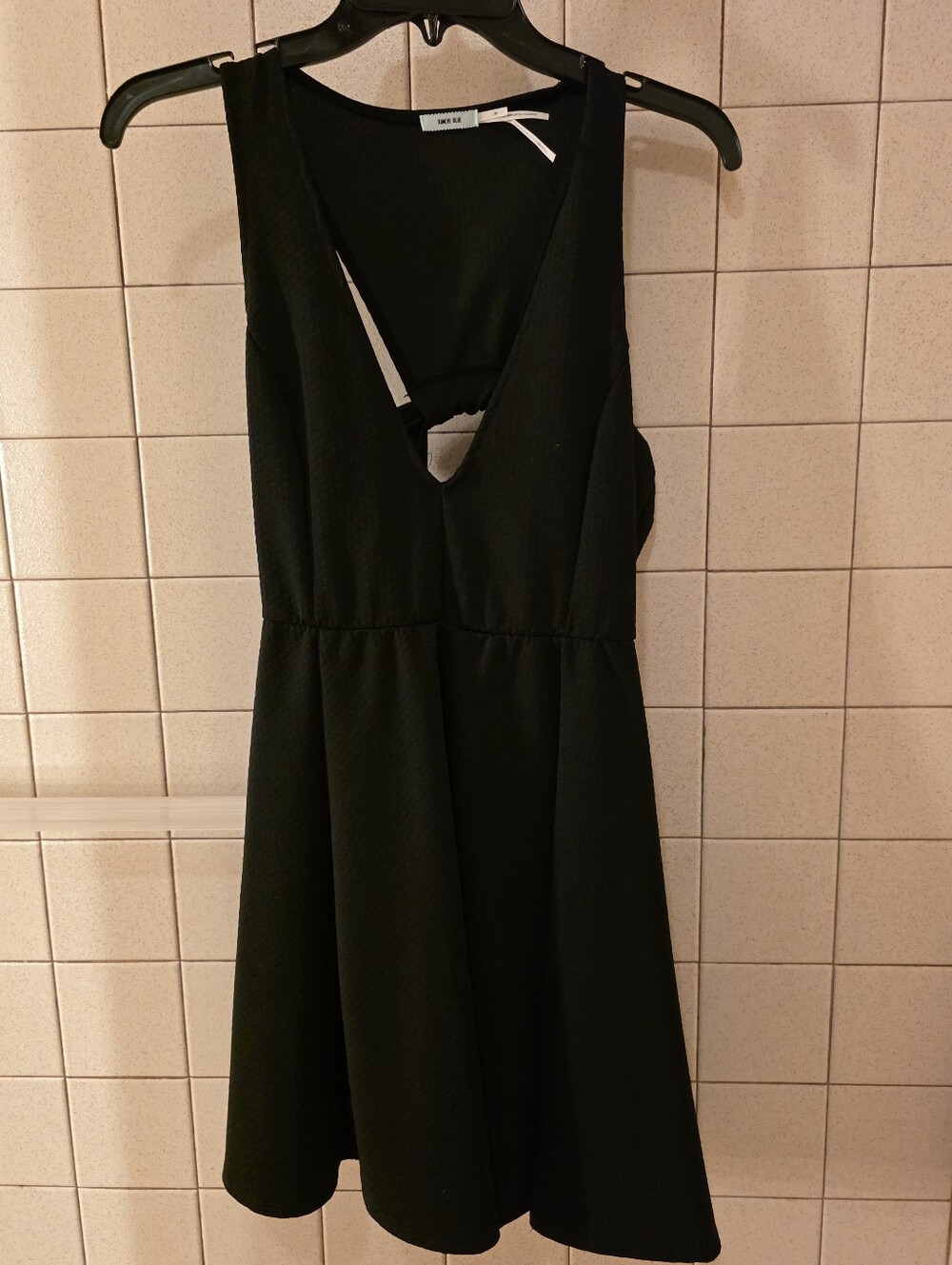 Kimchi Blu Black Sleeveless V-Neck Skater Dress